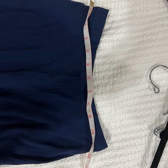 Aritzia MIDI Skirt Navy size 0 - Picture 5 of 6